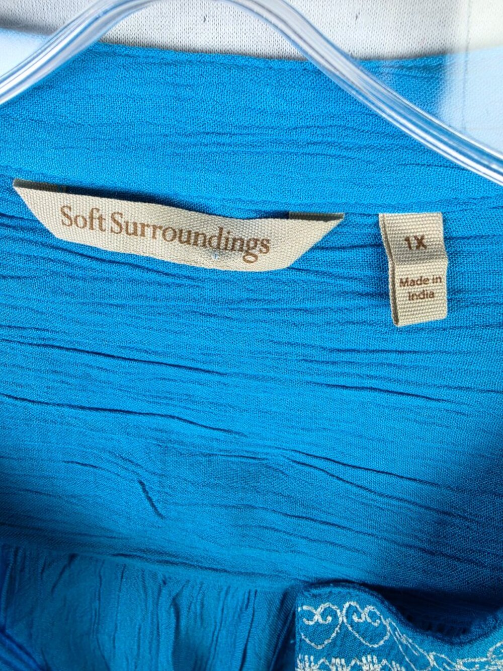 Soft Surroundings Imane Gauze Tunic Embroidered Crinkled Blue size 1X Resortwear - Picture 4 of 16